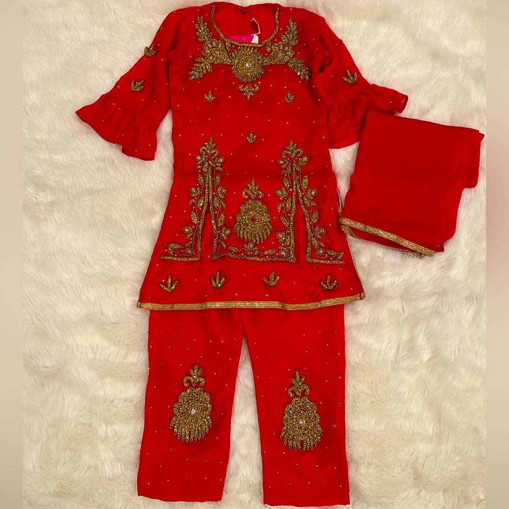 NWT Elegant Kids Red with Gold Accents Indian/Pakistani Salwar Kameez
